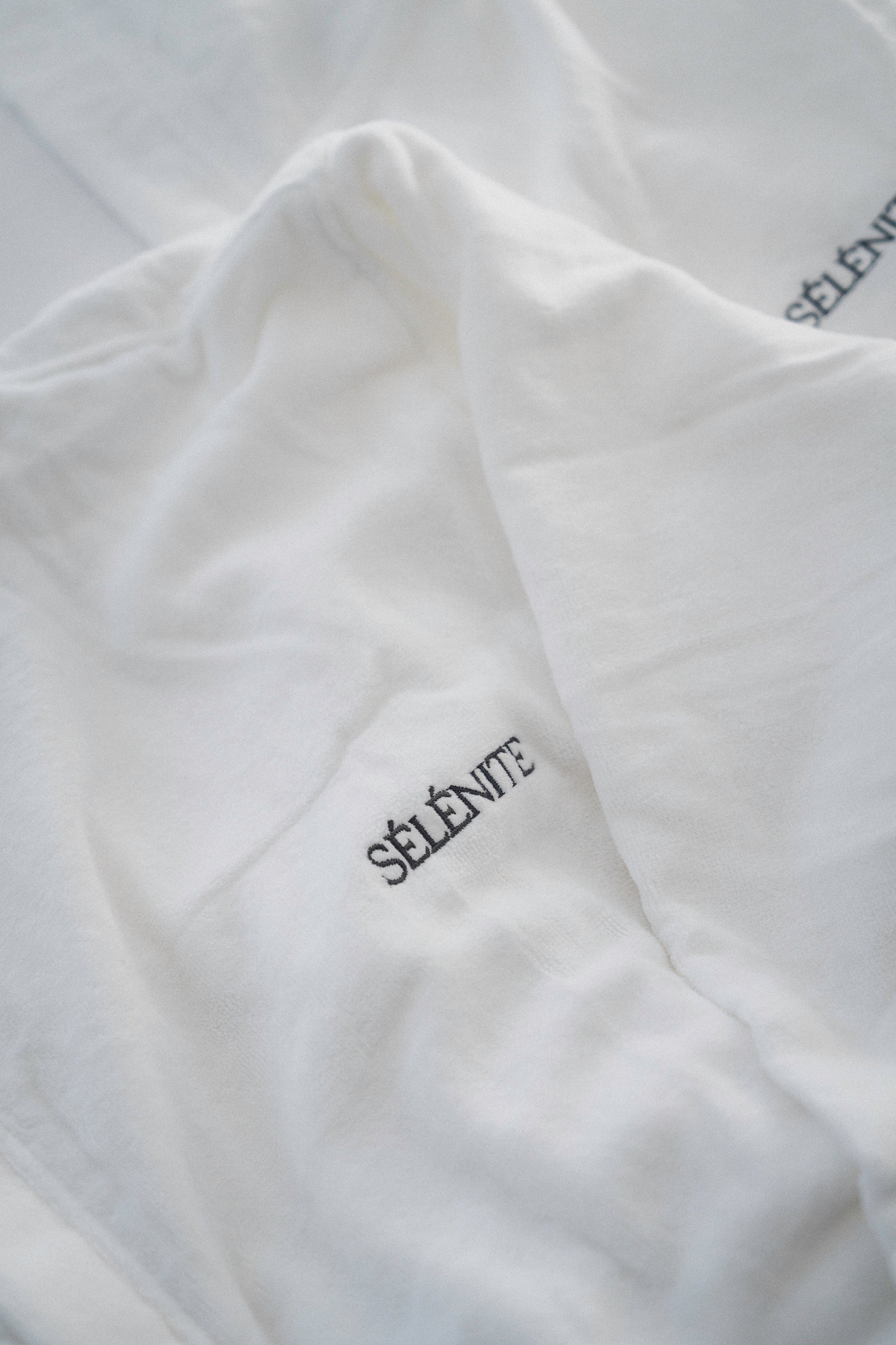 Peignoir en velours blanc